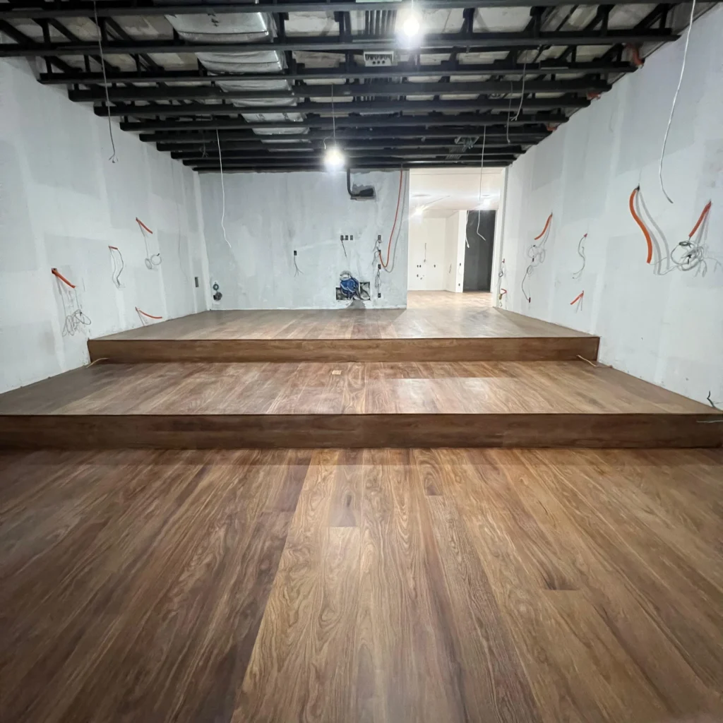 Restauração de piso de madeira concluída no bairro Saúde, São Paulo