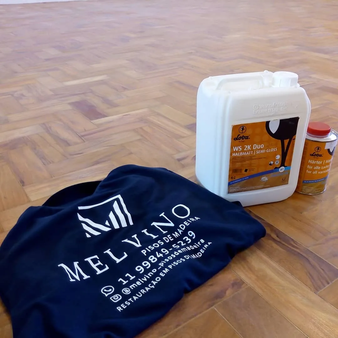 Uniforme e produtos profissionais utilizados pela equipe Renova Tacos